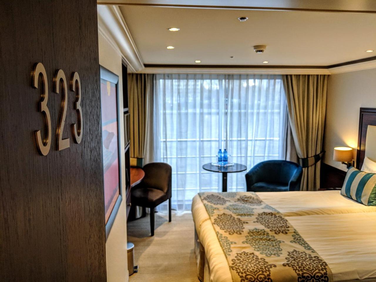 Select Ms Charles Dickens - 5* Colónia